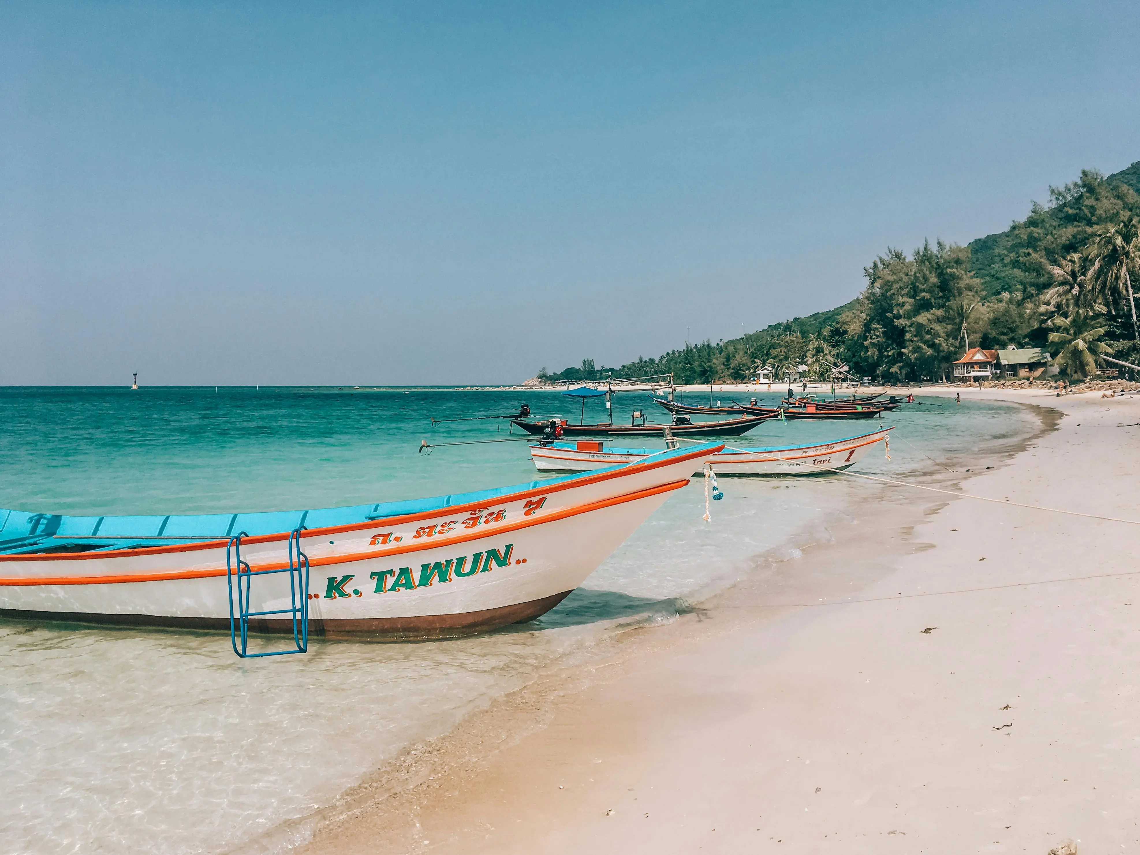 Long Tail Boat